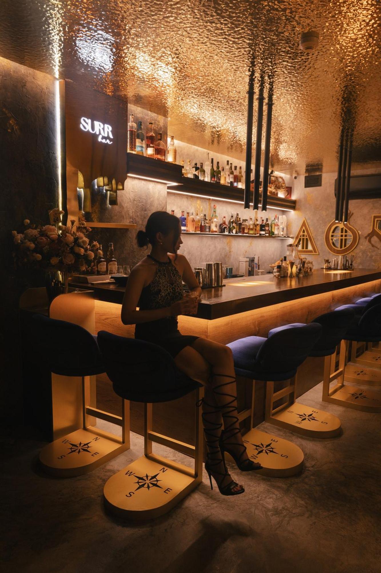Art Mai Gallery Nimman Hotel Chiang Mai Exterior photo The bar at the London Edition